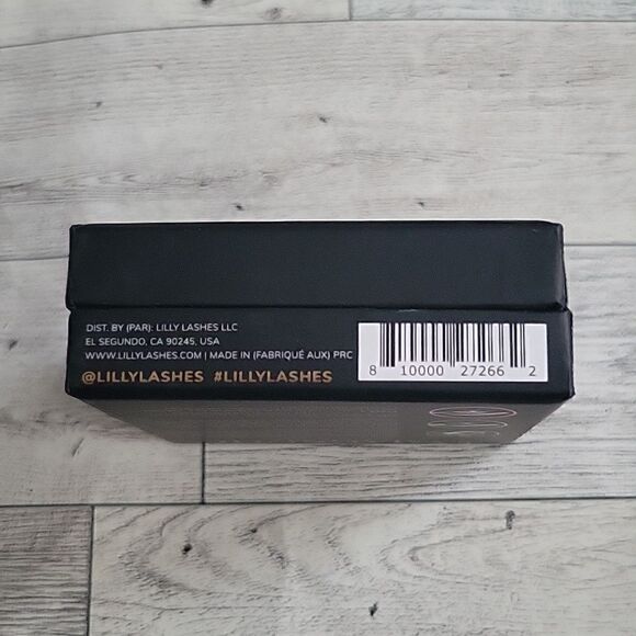 Lilly Lashes Faux Click Magnetic Lashes - Picture 2 of 6